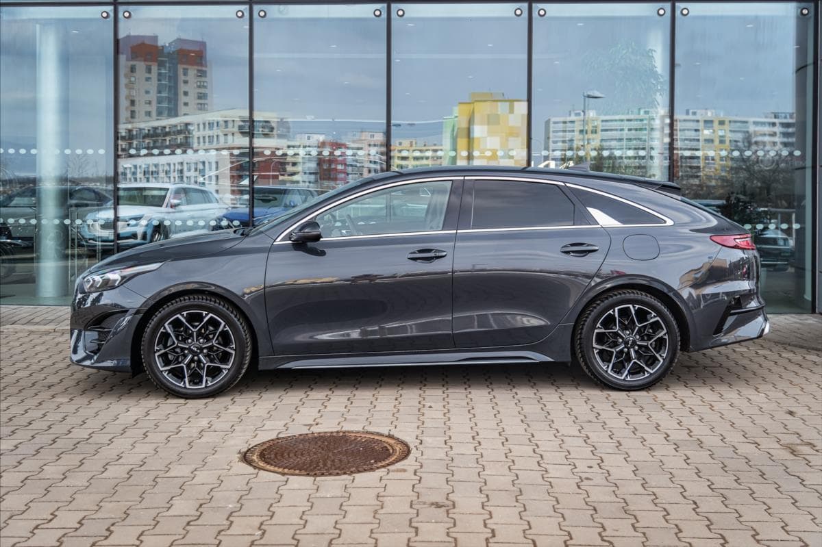 2025 Kia PROCEED - 10