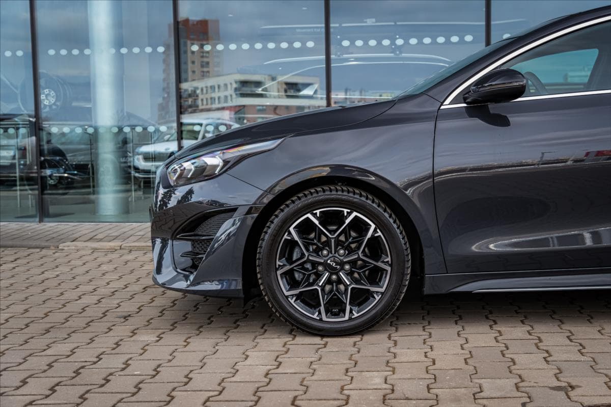 2025 Kia PROCEED - 11