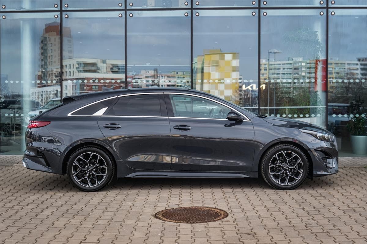 2025 Kia PROCEED - 9