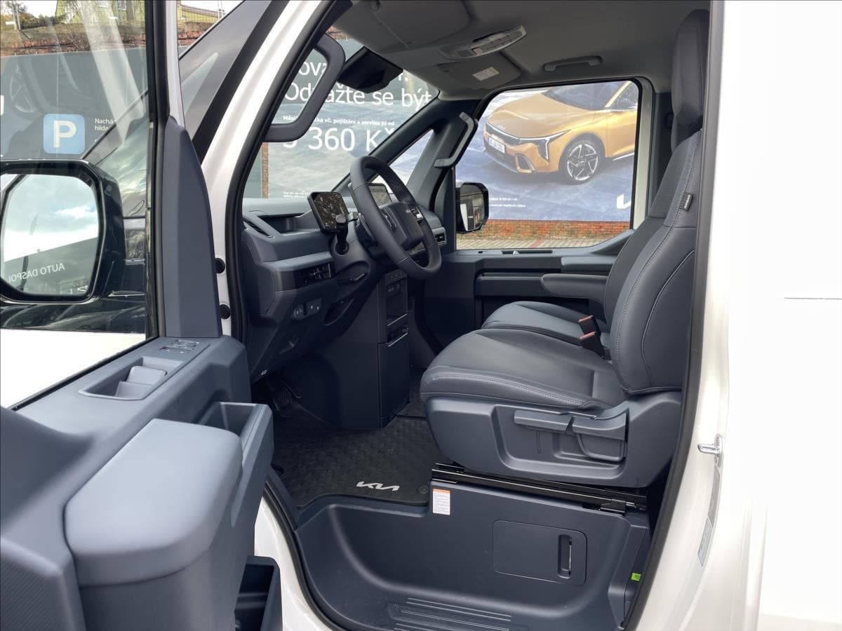 2026 Kia PV5 - 10