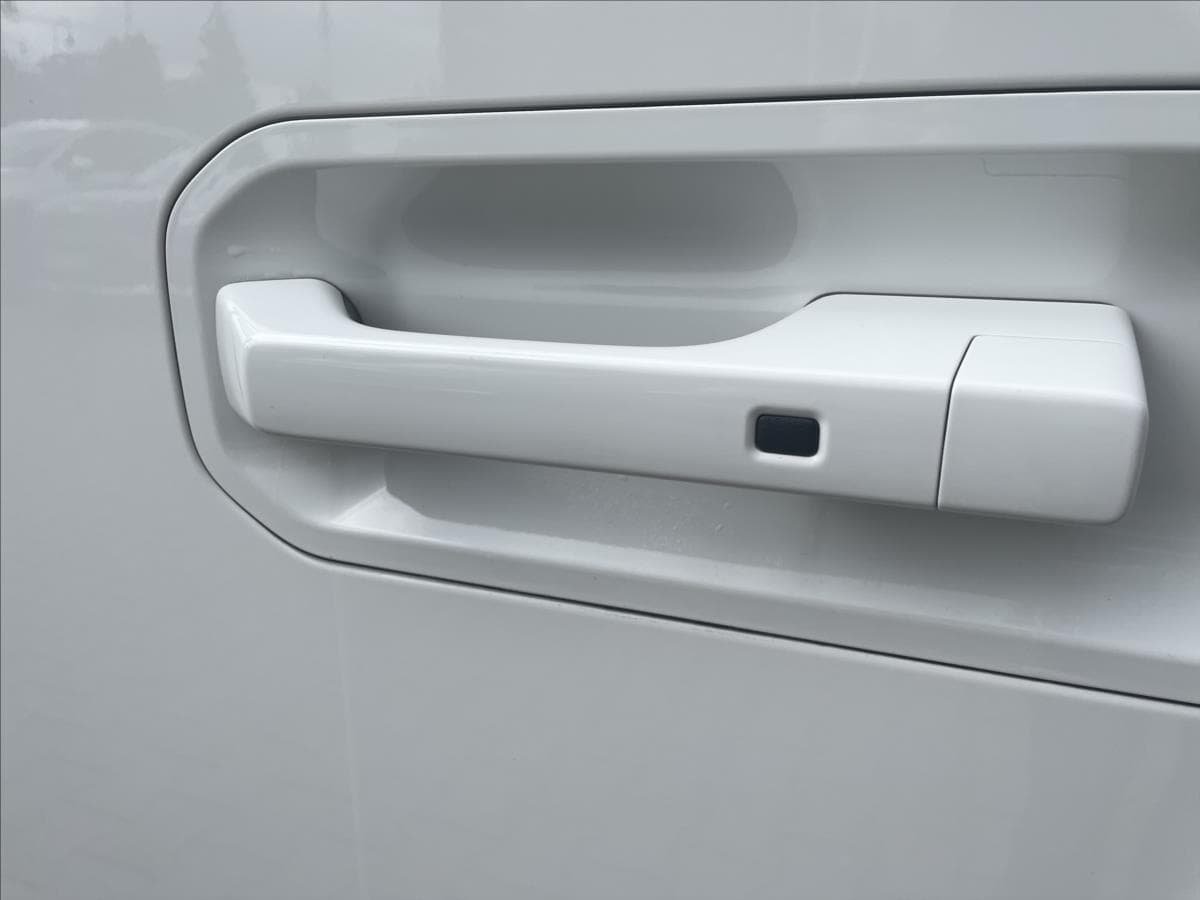 2026 Kia PV5 - 10
