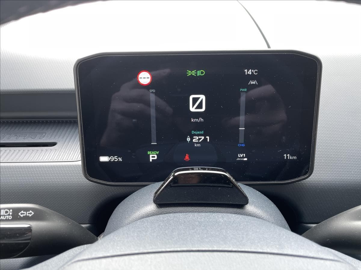 2026 Kia PV5 - 17