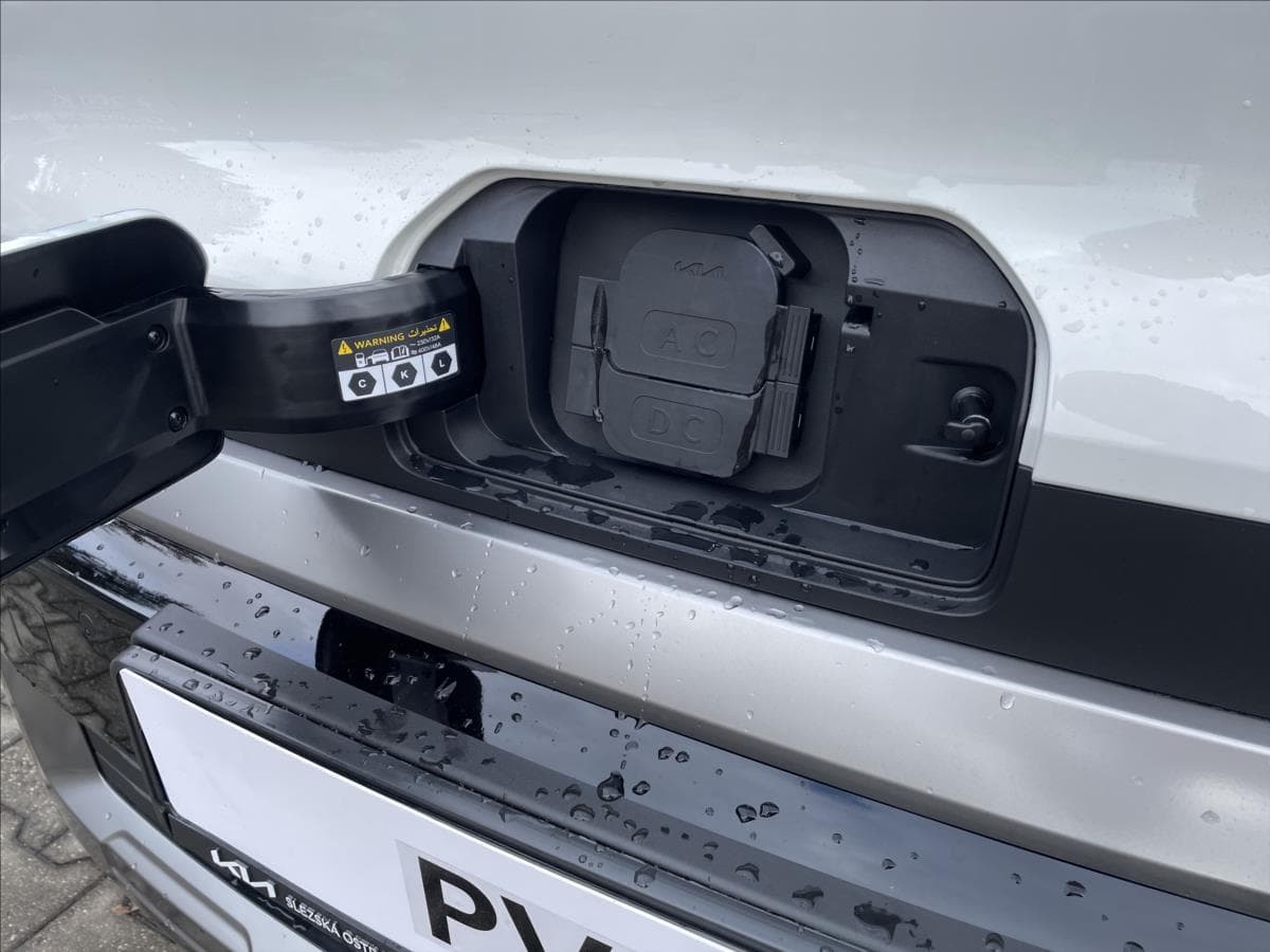 2026 Kia PV5 - 9