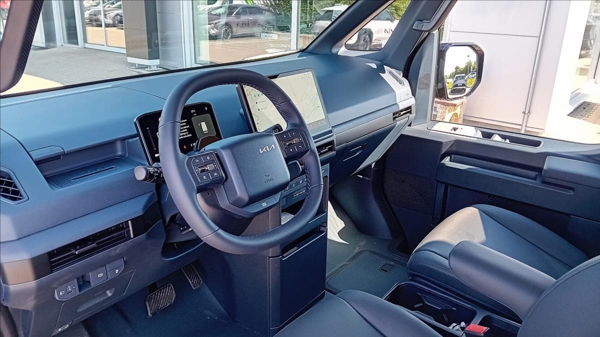 2026 Kia PV5 - 8