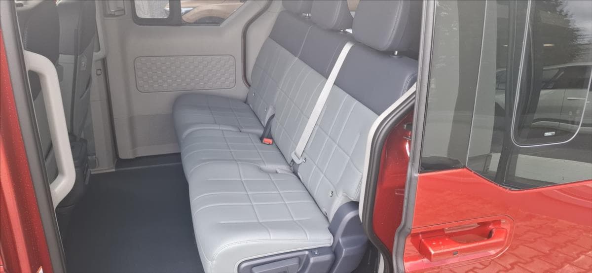 2026 Kia PV5 - 6