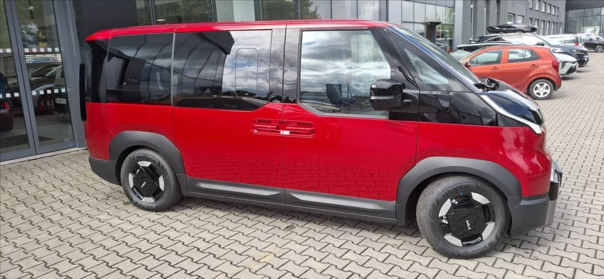2026 Kia PV5 - 3