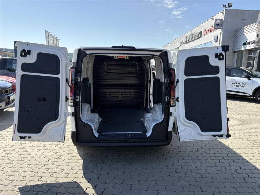 2025 Kia PV5 - 11