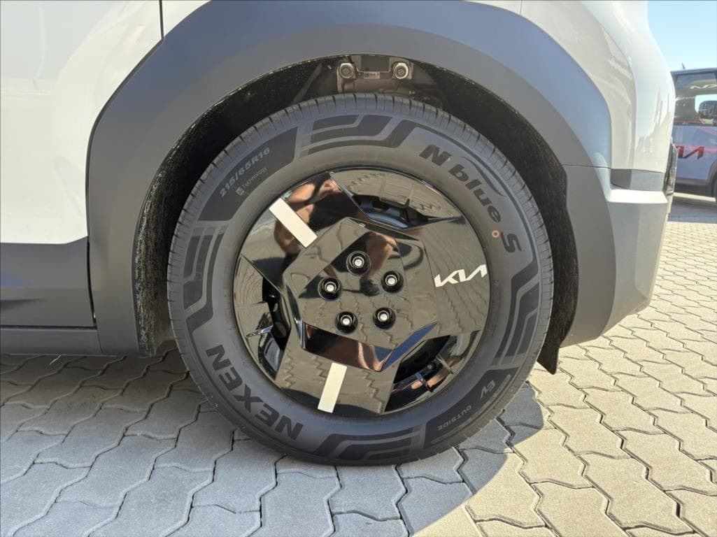 2025 Kia PV5 - 9