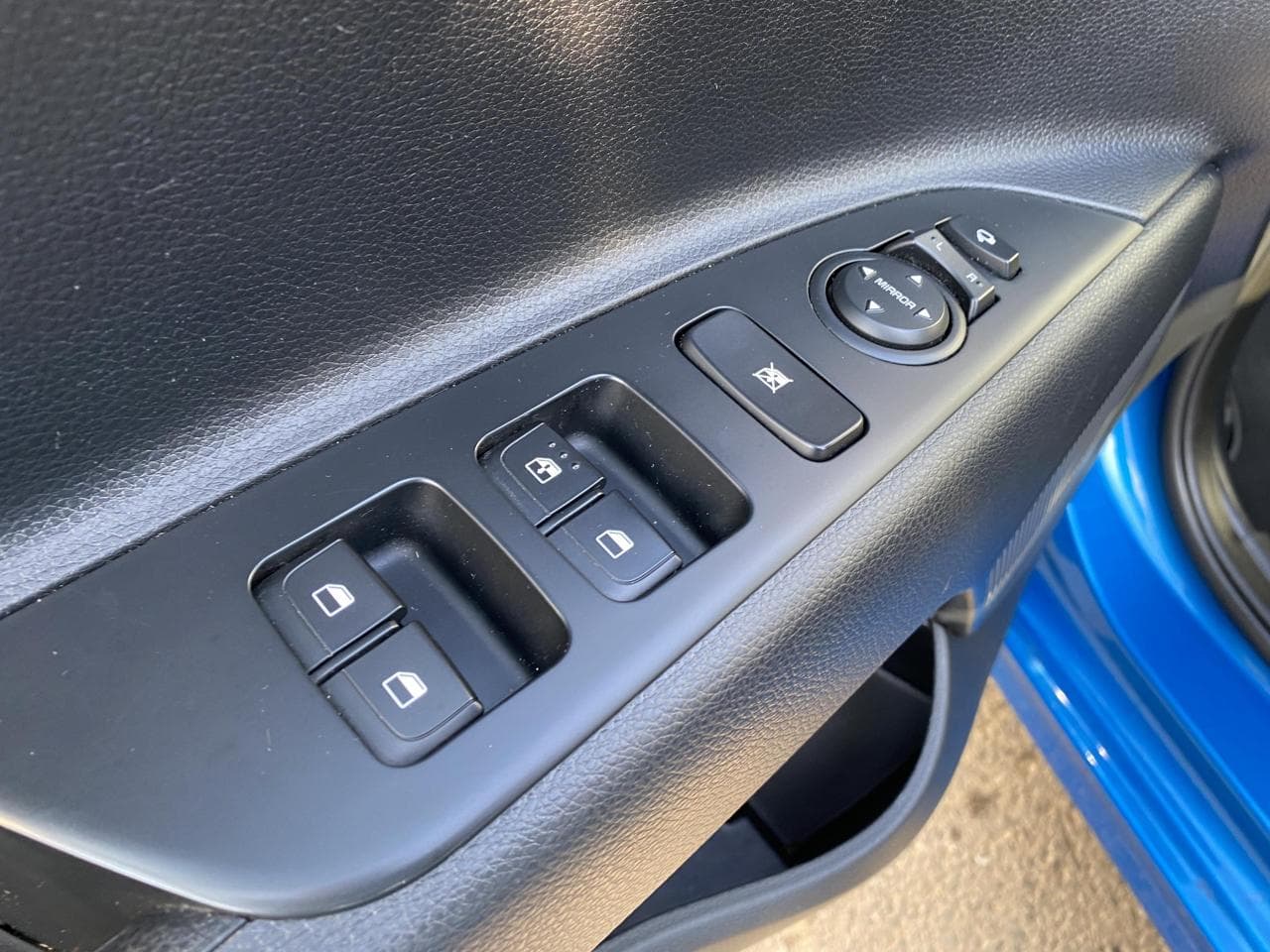 2022 Kia RIO - 13
