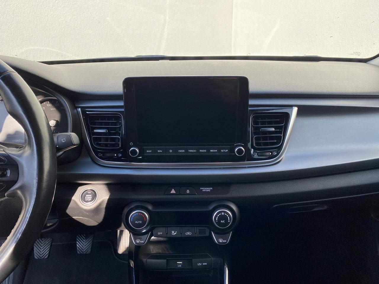 2022 Kia RIO - 12