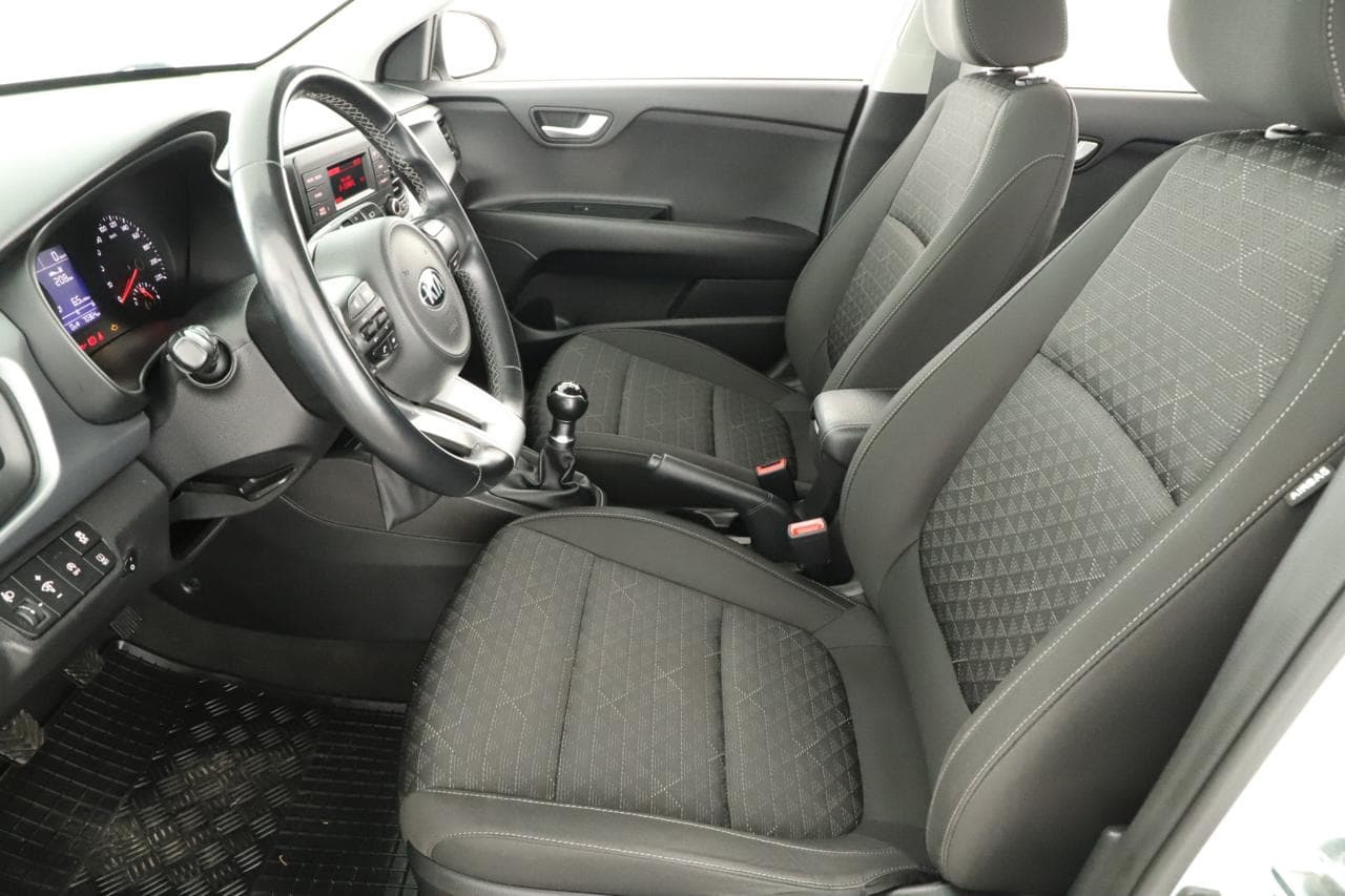 2020 Kia Rio - 13
