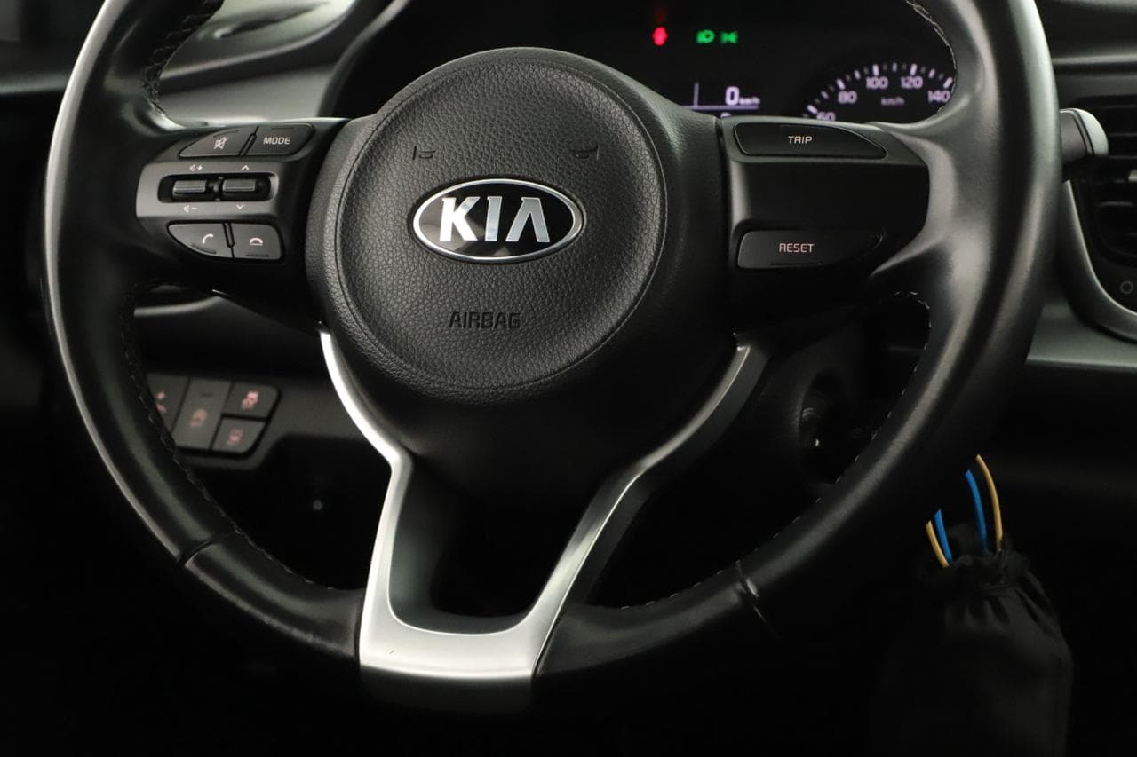 2020 Kia Rio - 14