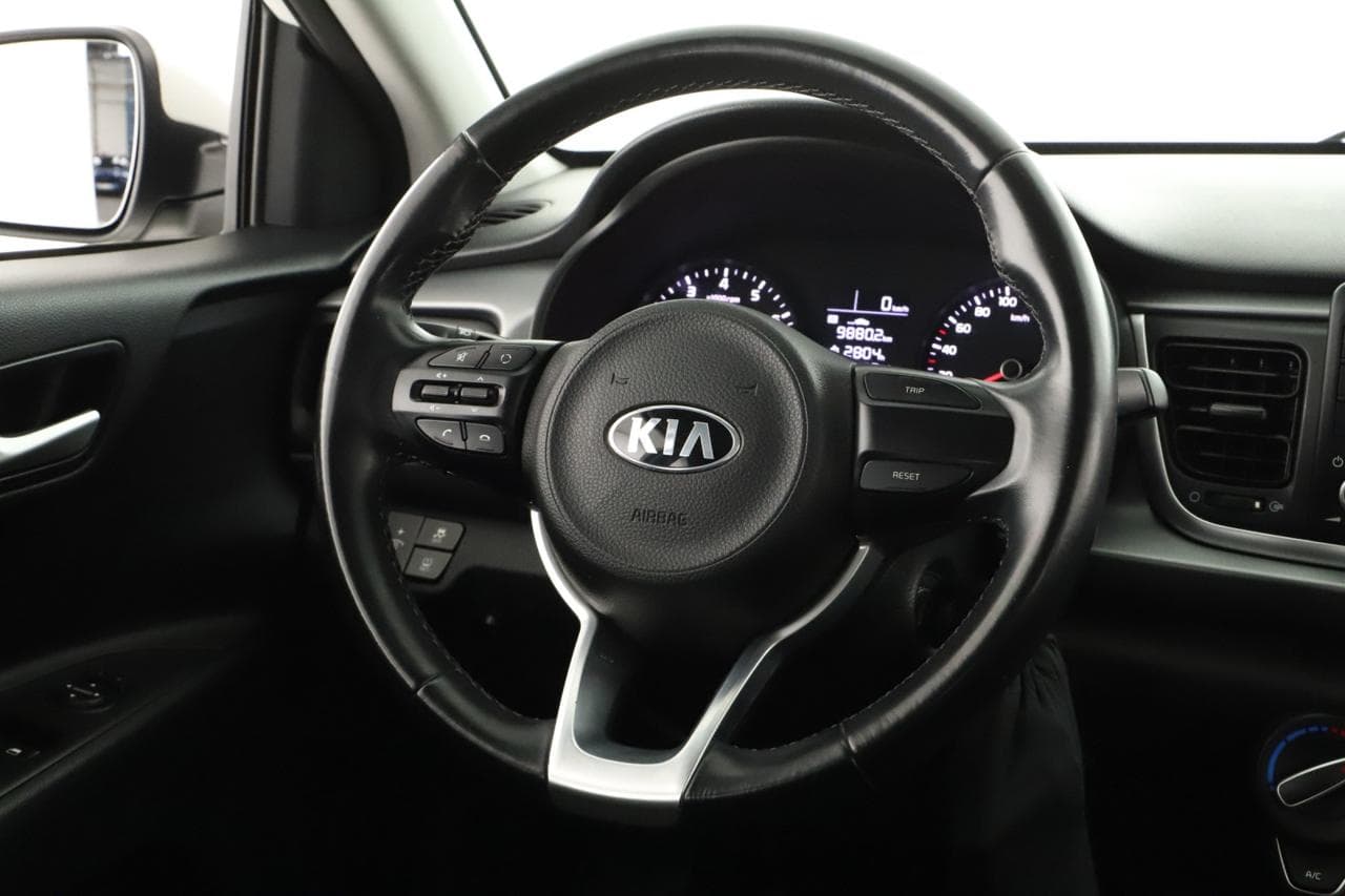2019 Kia Rio - 14