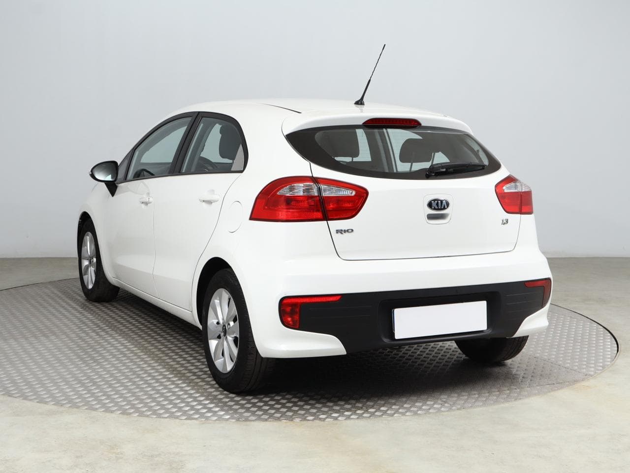 2015 Kia Rio - 5
