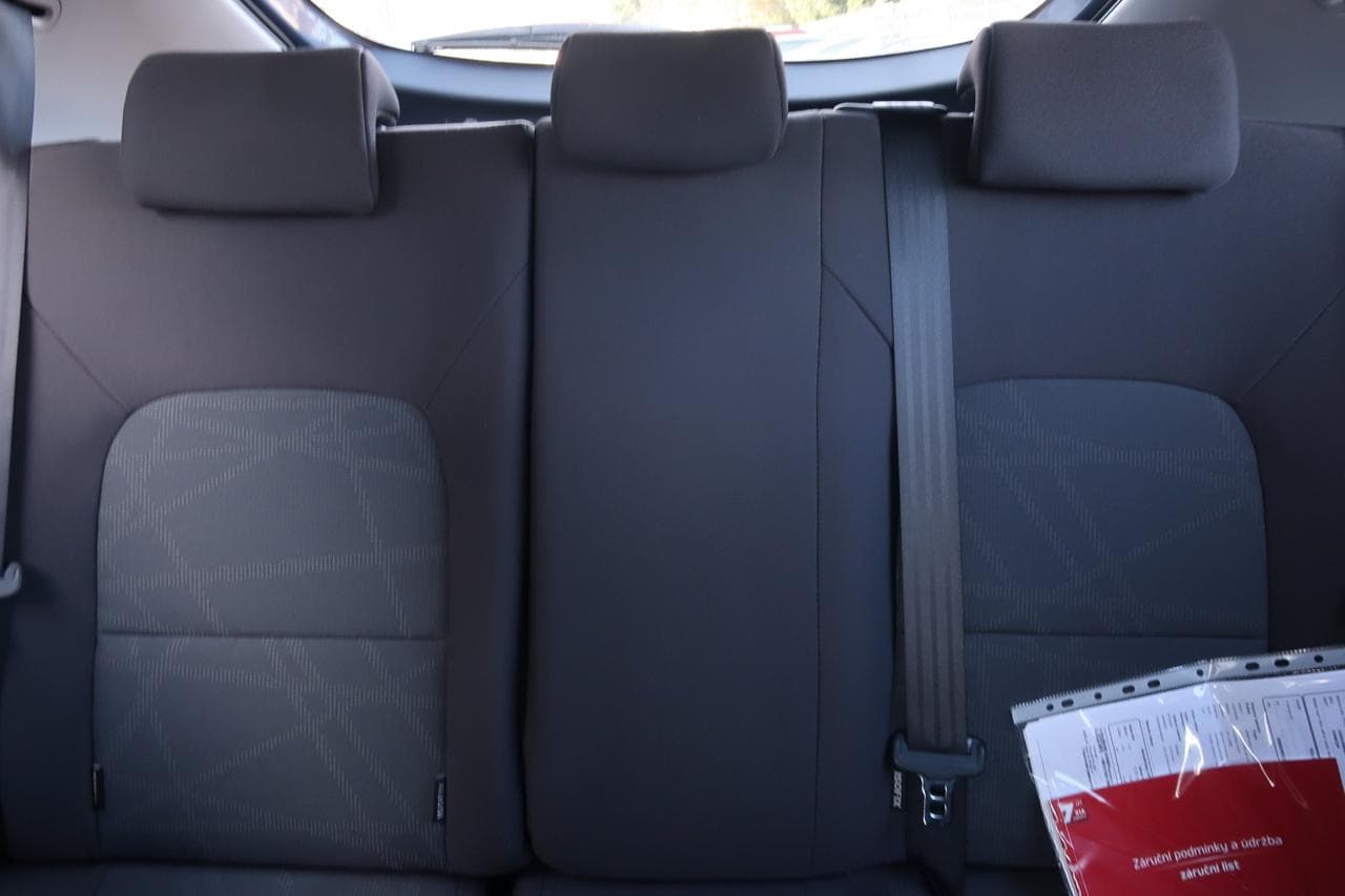 2016 Kia RIO - 14
