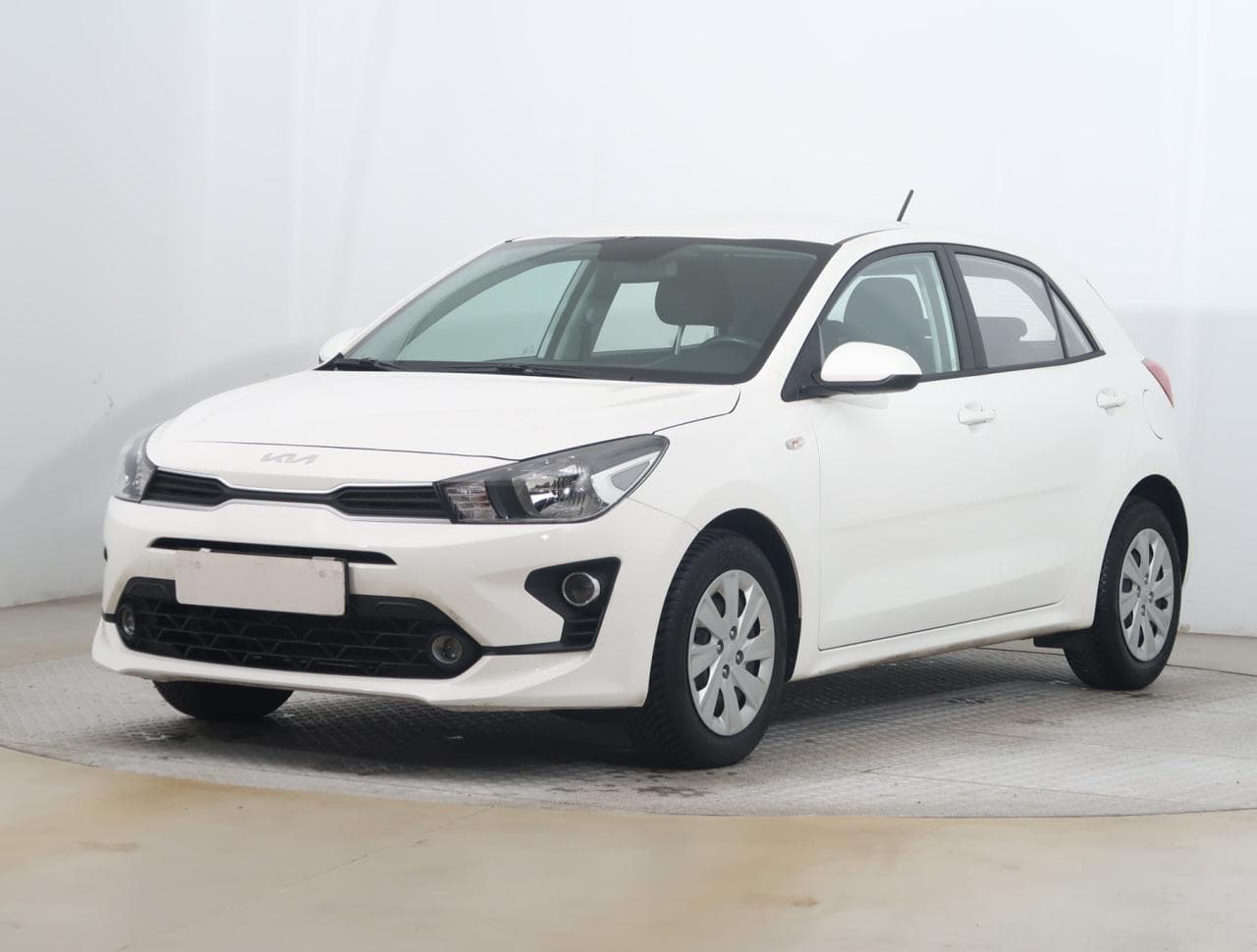 2023 Kia RIO - 3