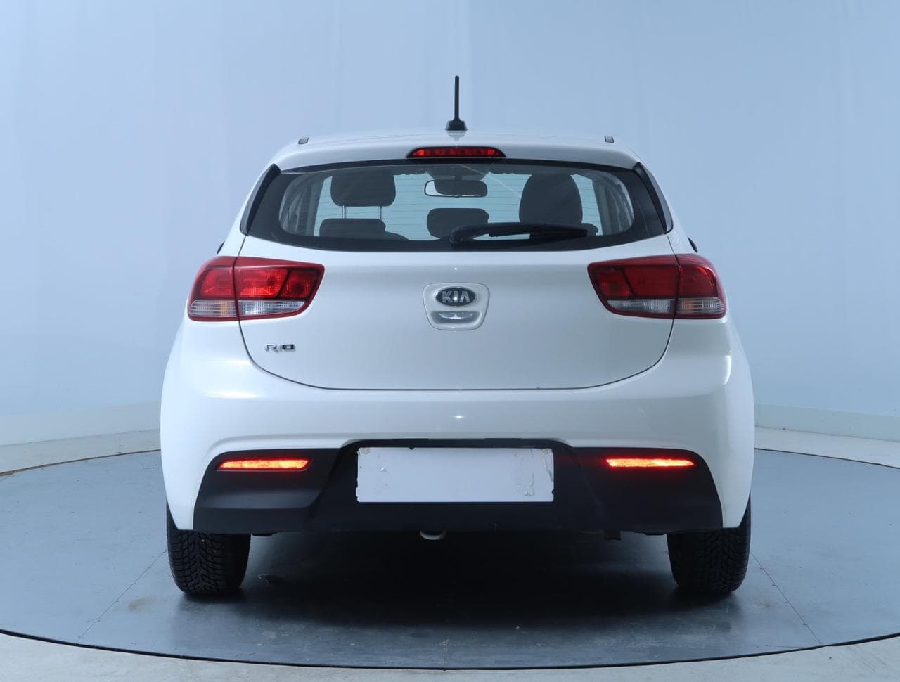 2021 Kia RIO - 6