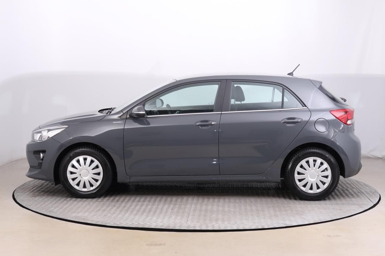 2021 Kia RIO - 4