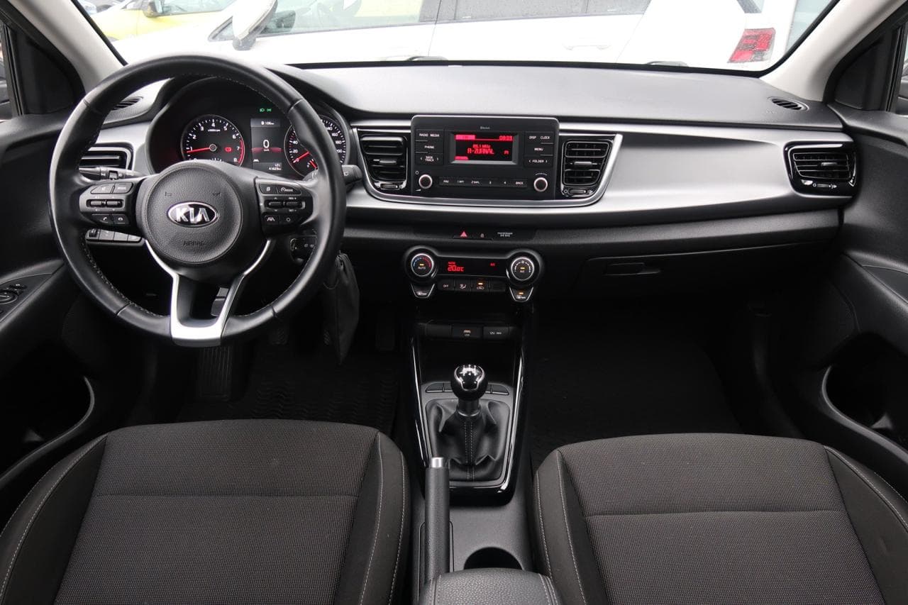 2021 Kia RIO - 10