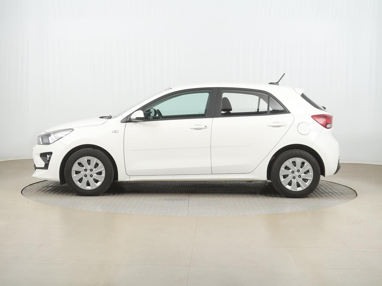 2023 Kia RIO - 4