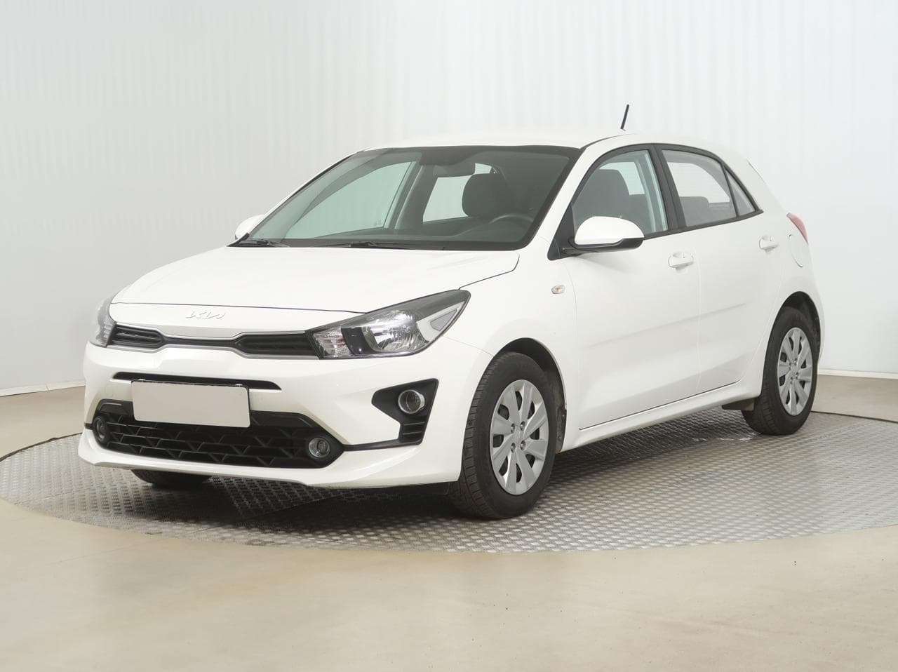 2023 Kia RIO - 3