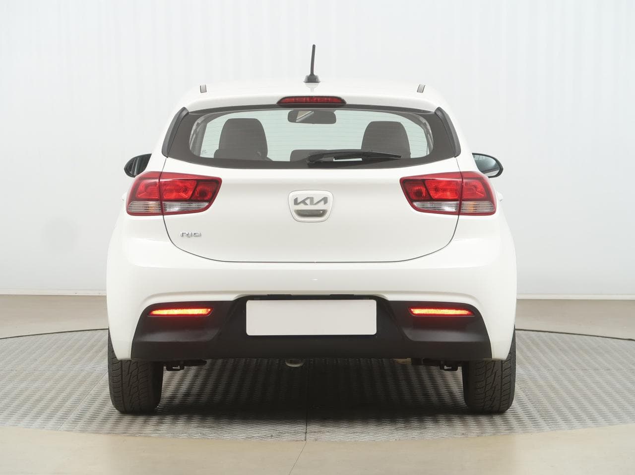 2023 Kia RIO - 6