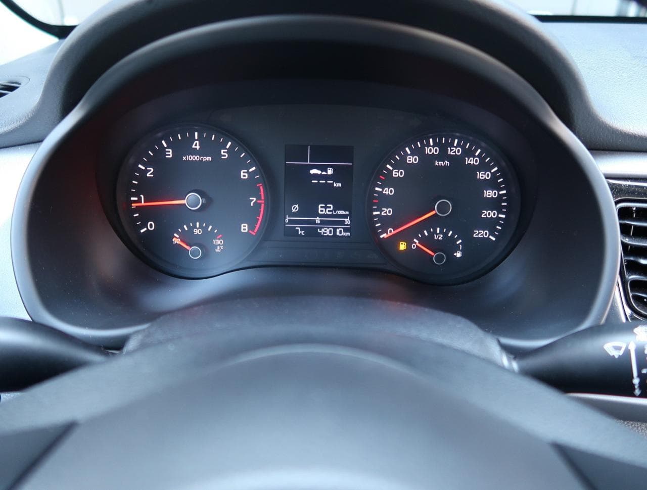 2020 Kia RIO - 24