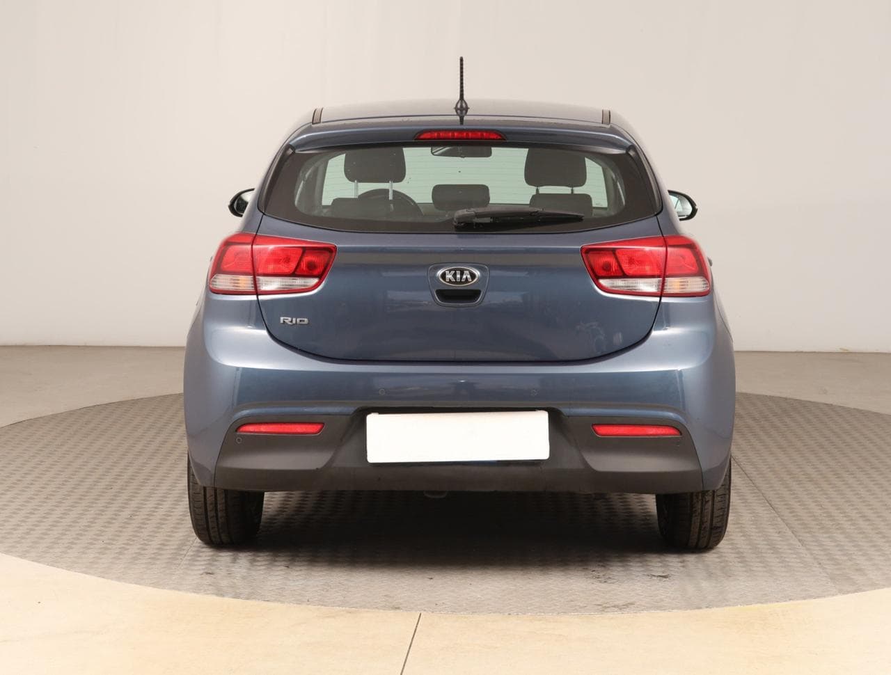 2020 Kia RIO - 6