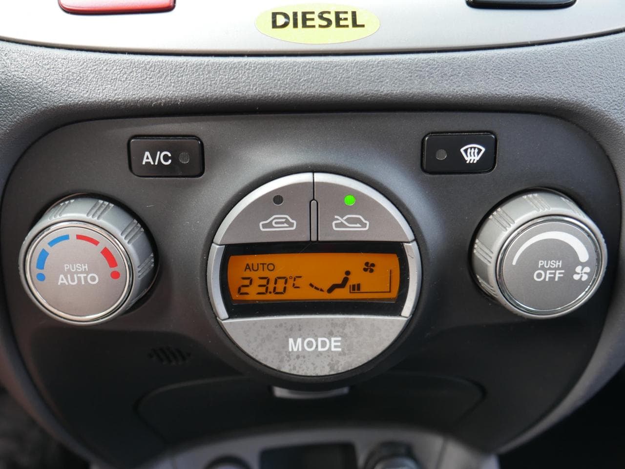 2005 Kia RIO - 13