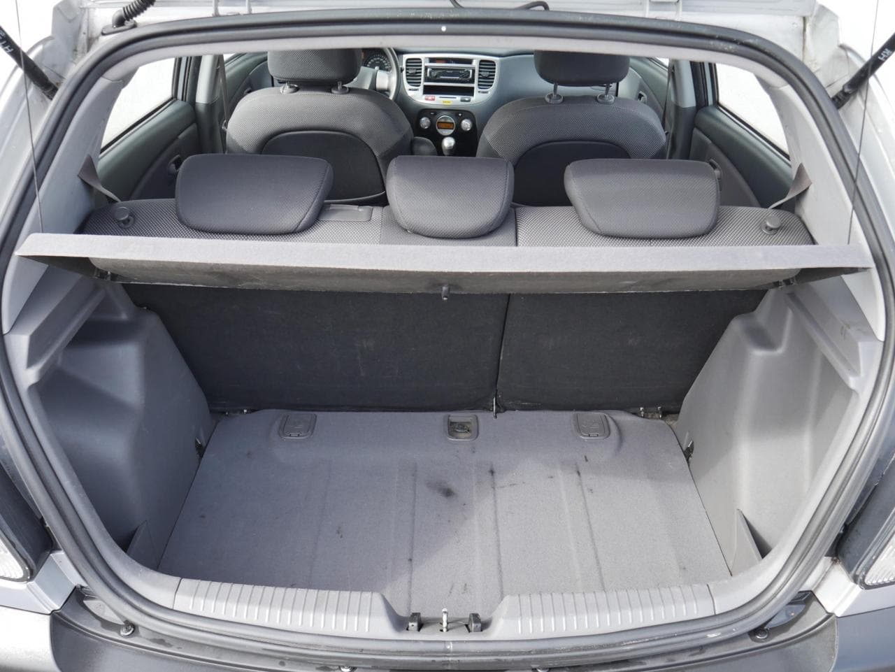2005 Kia RIO - 7