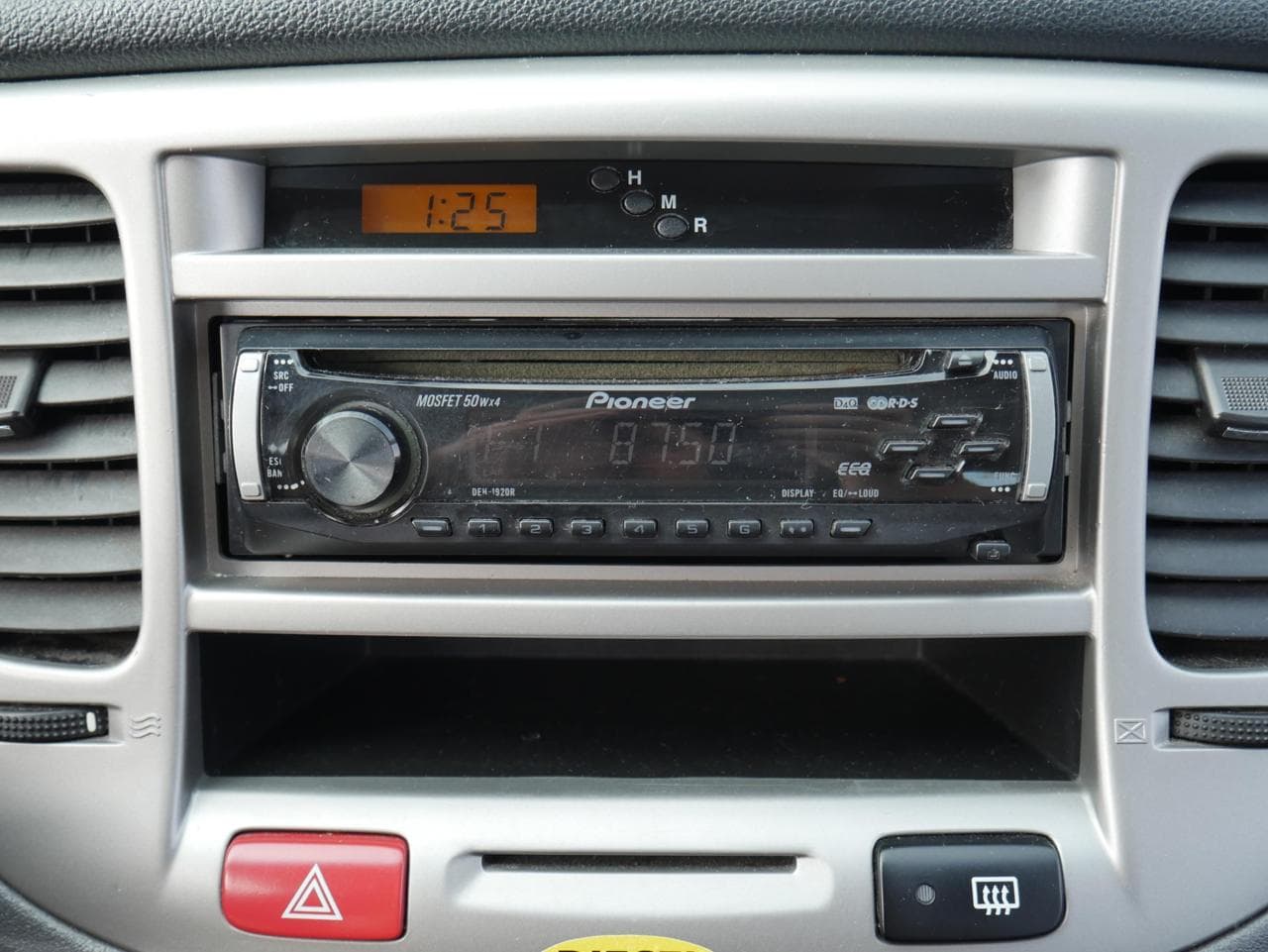 2005 Kia RIO - 14