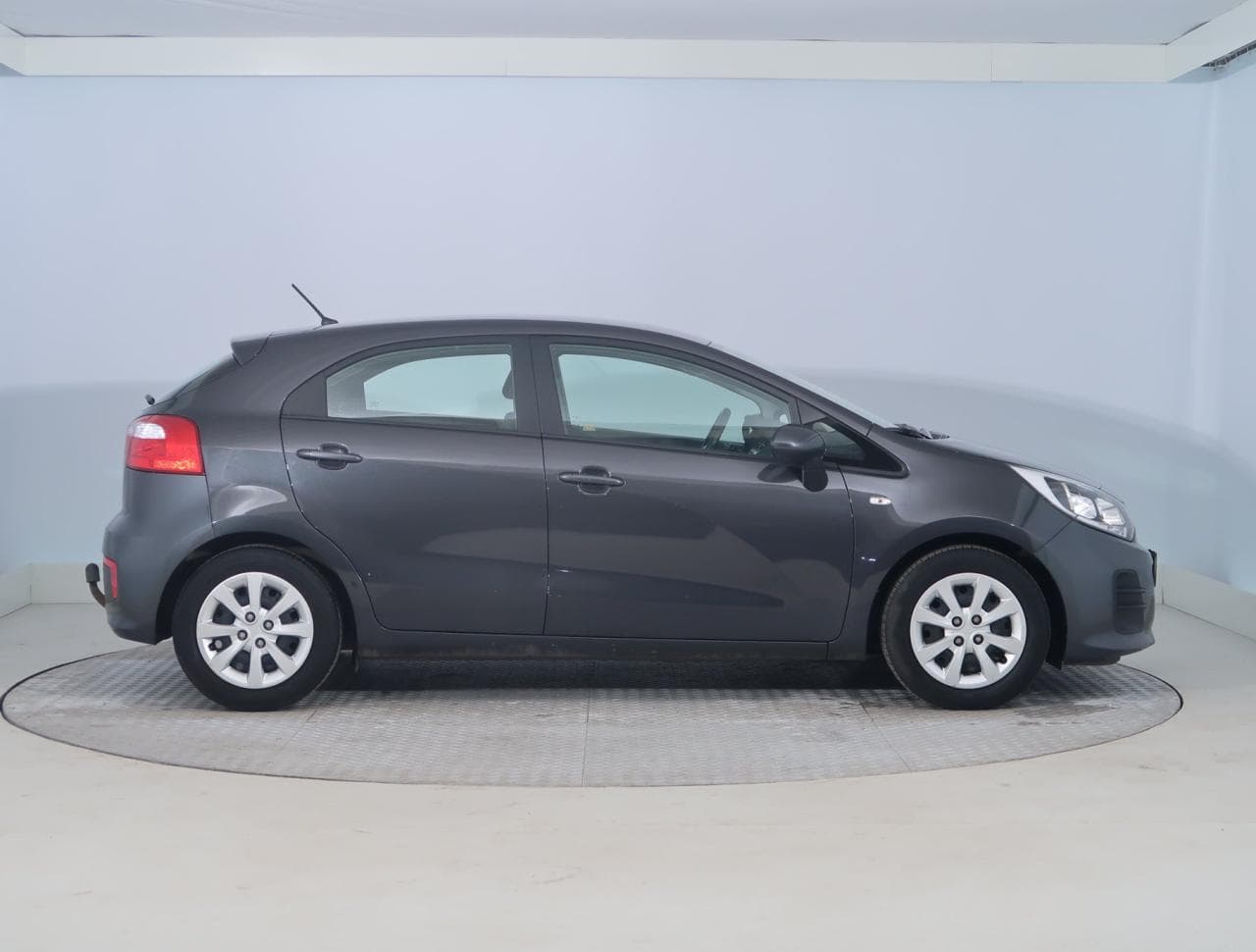 2016 Kia RIO - 15
