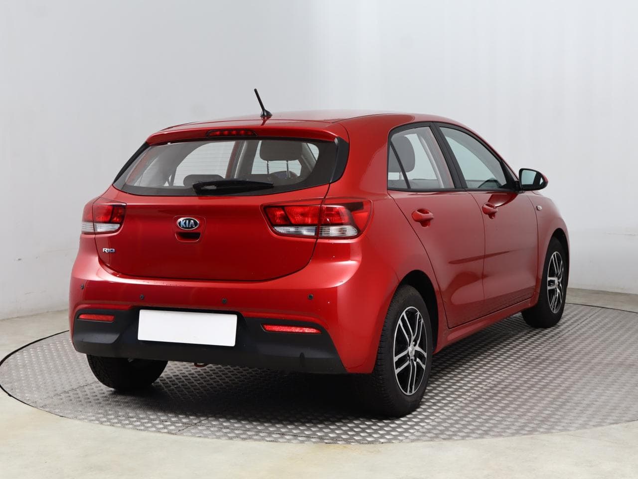 2020 Kia RIO - 7