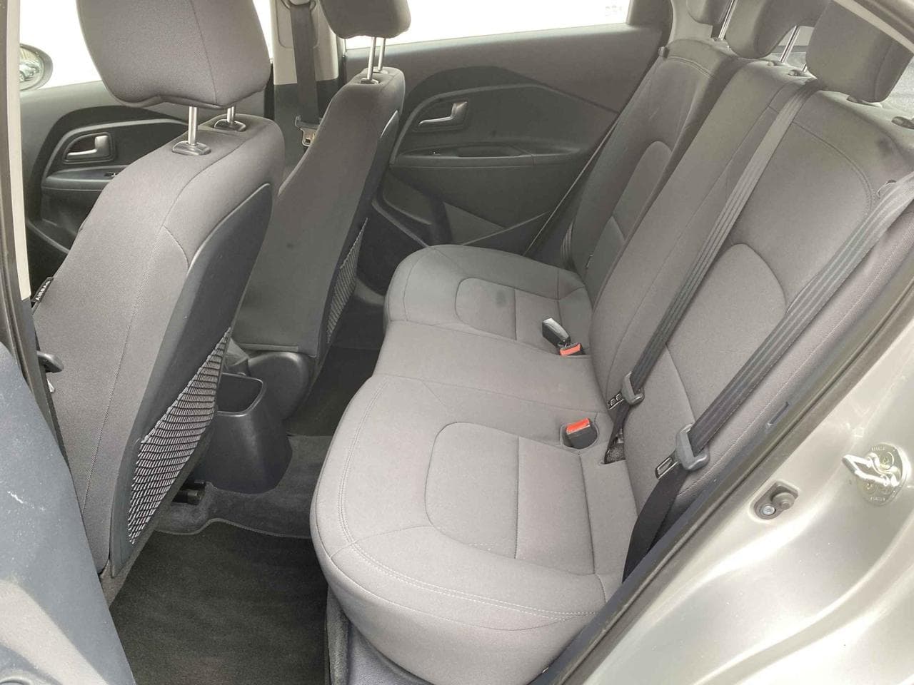 2015 Kia RIO - 10
