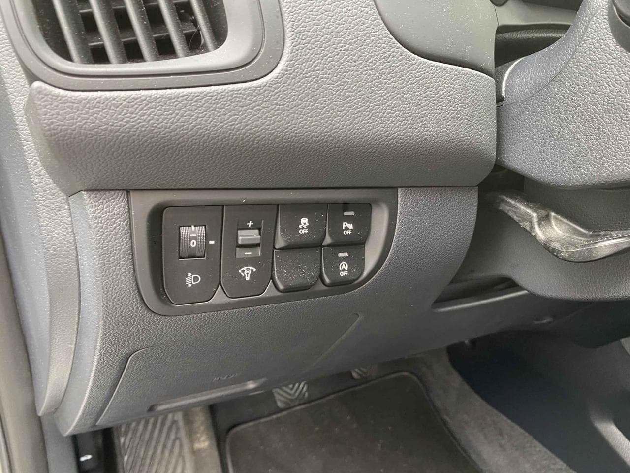2015 Kia RIO - 16