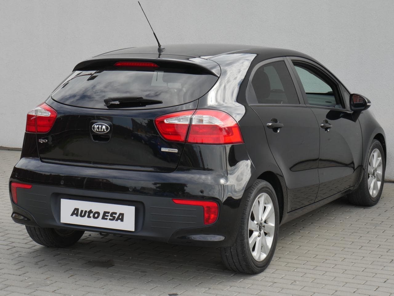 2016 Kia RIO - 4
