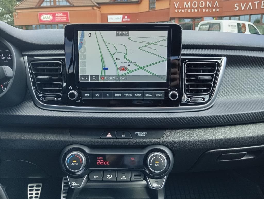 2022 Kia RIO - 31