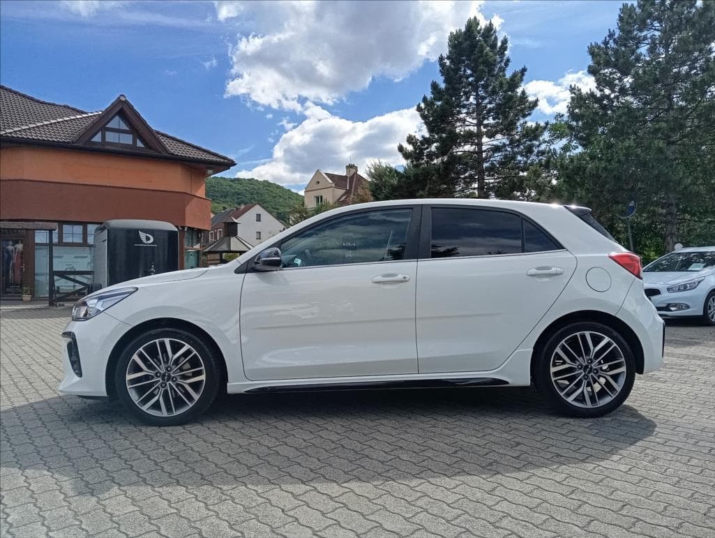 2022 Kia RIO - 6