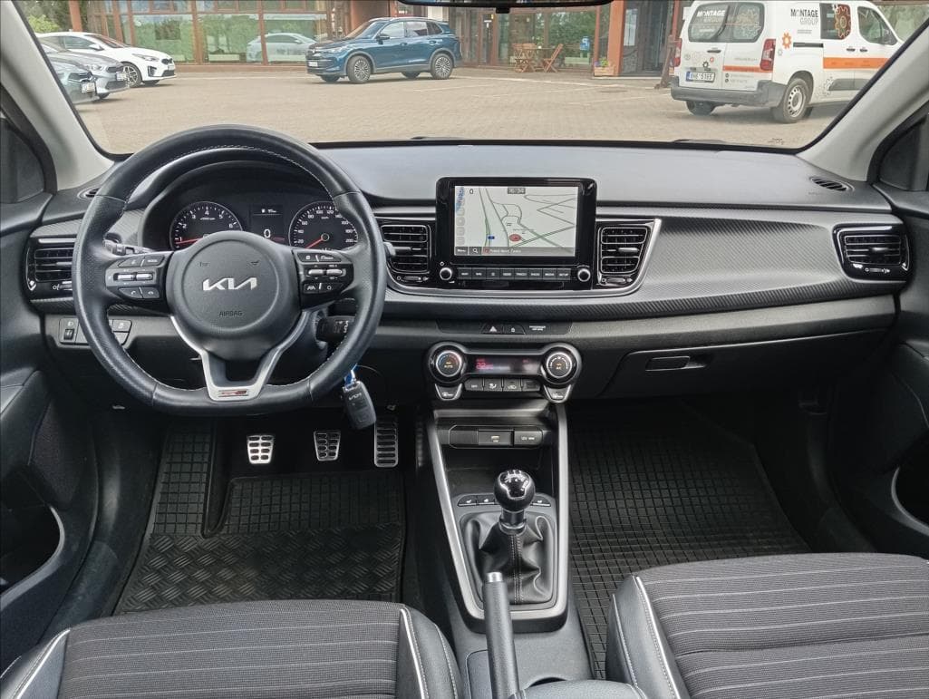 2022 Kia RIO - 27