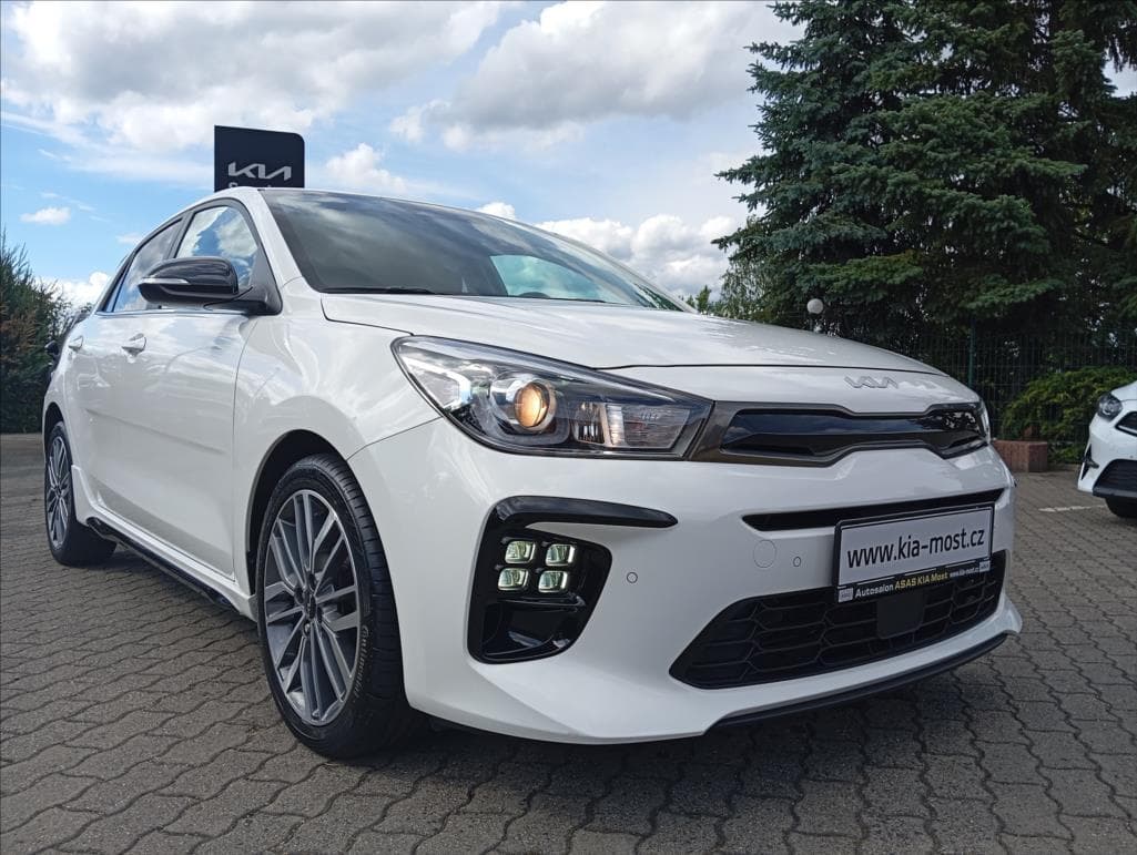 2022 Kia RIO - 2