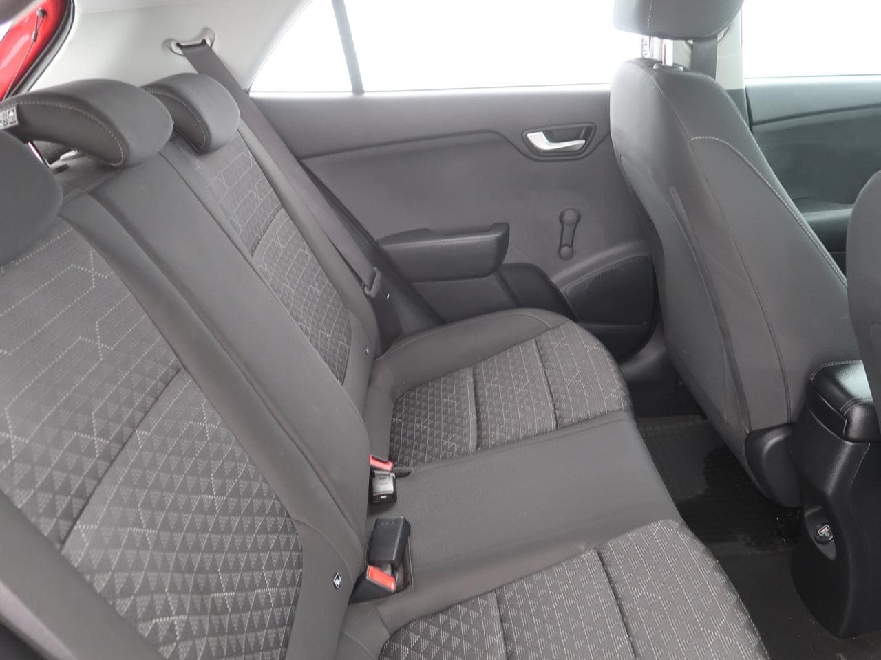 2023 Kia RIO - 22