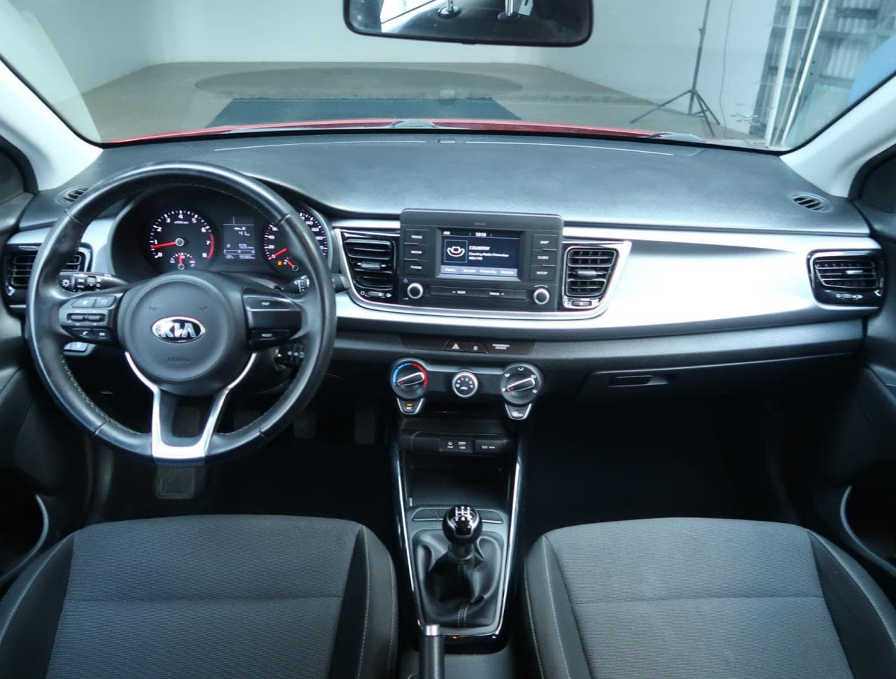 2017 Kia RIO - 15