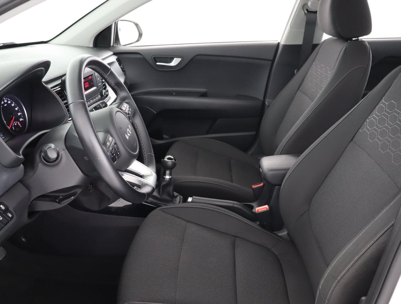 2023 Kia RIO - 31
