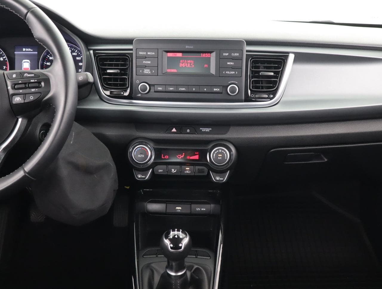 2023 Kia RIO - 19