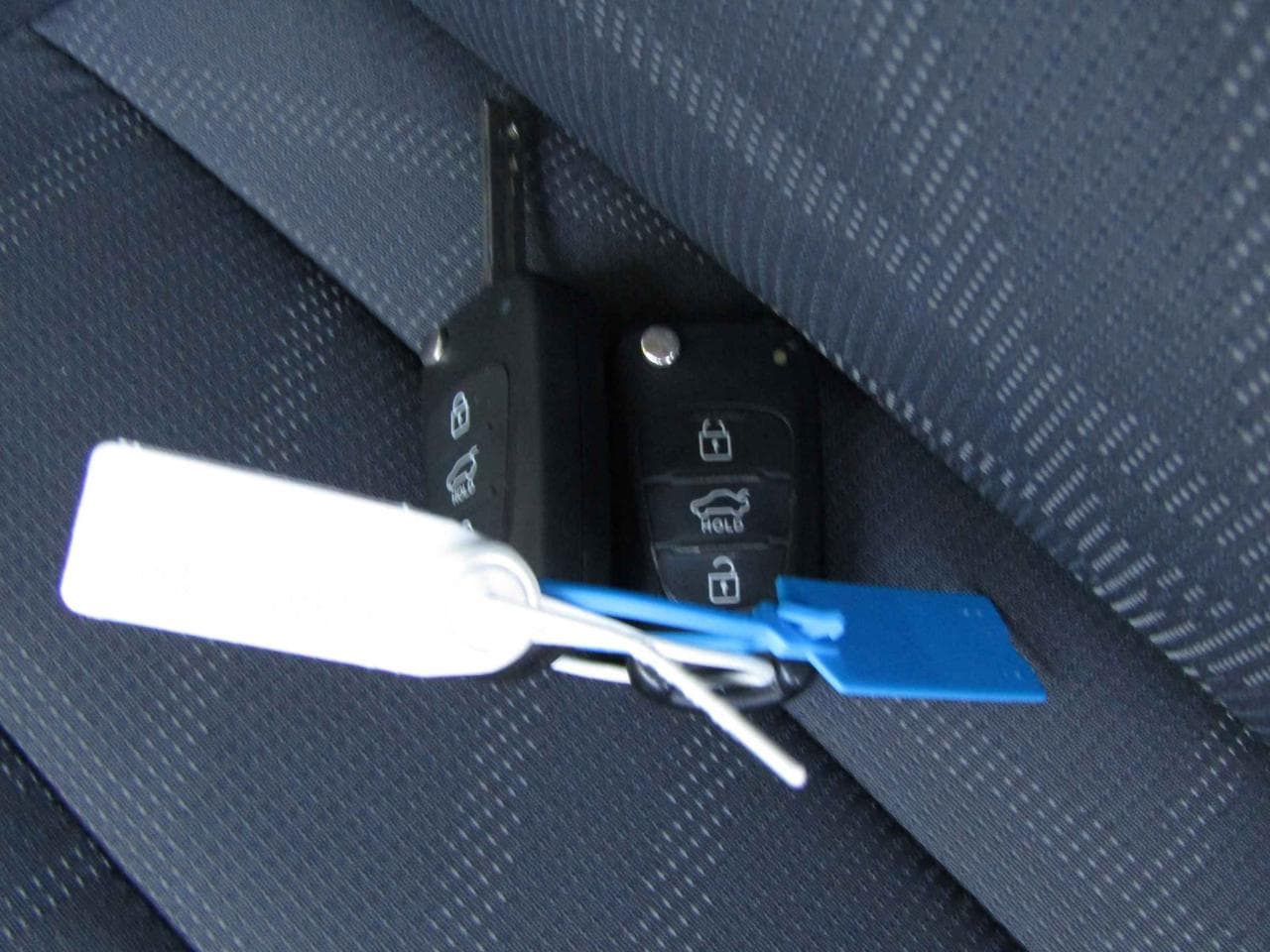 2013 Kia RIO - 35