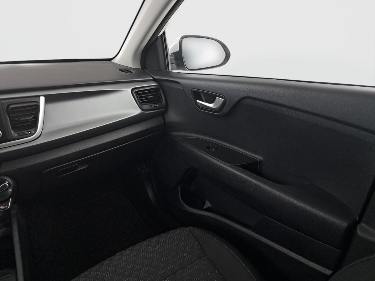 2018 Kia RIO - 11