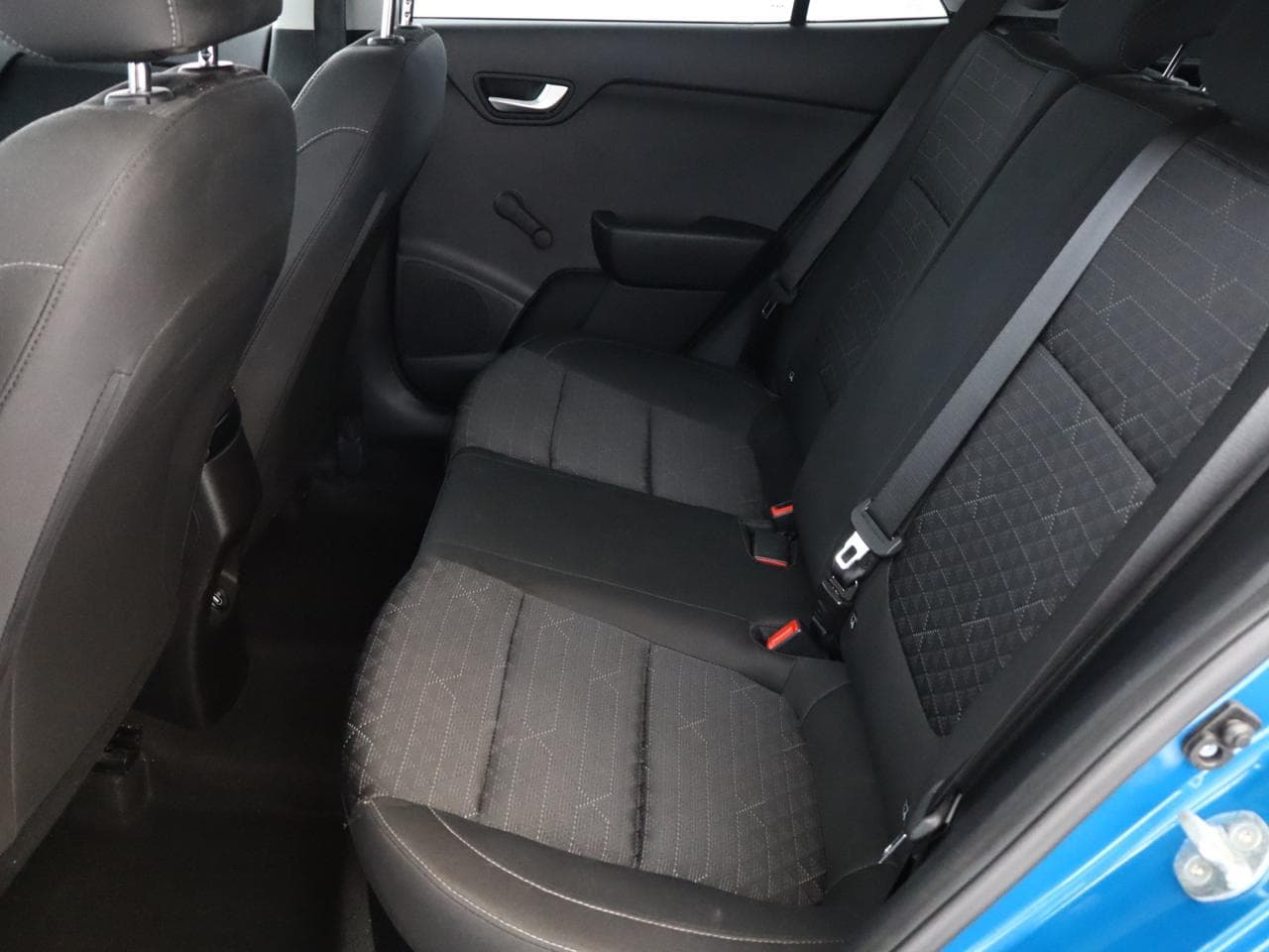 2023 Kia RIO - 13