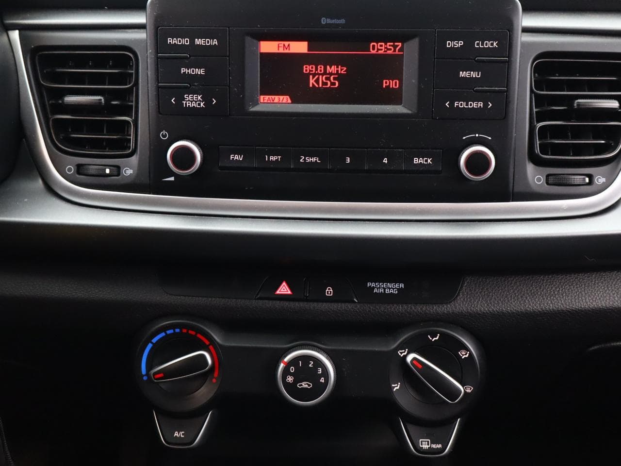 2023 Kia RIO - 16