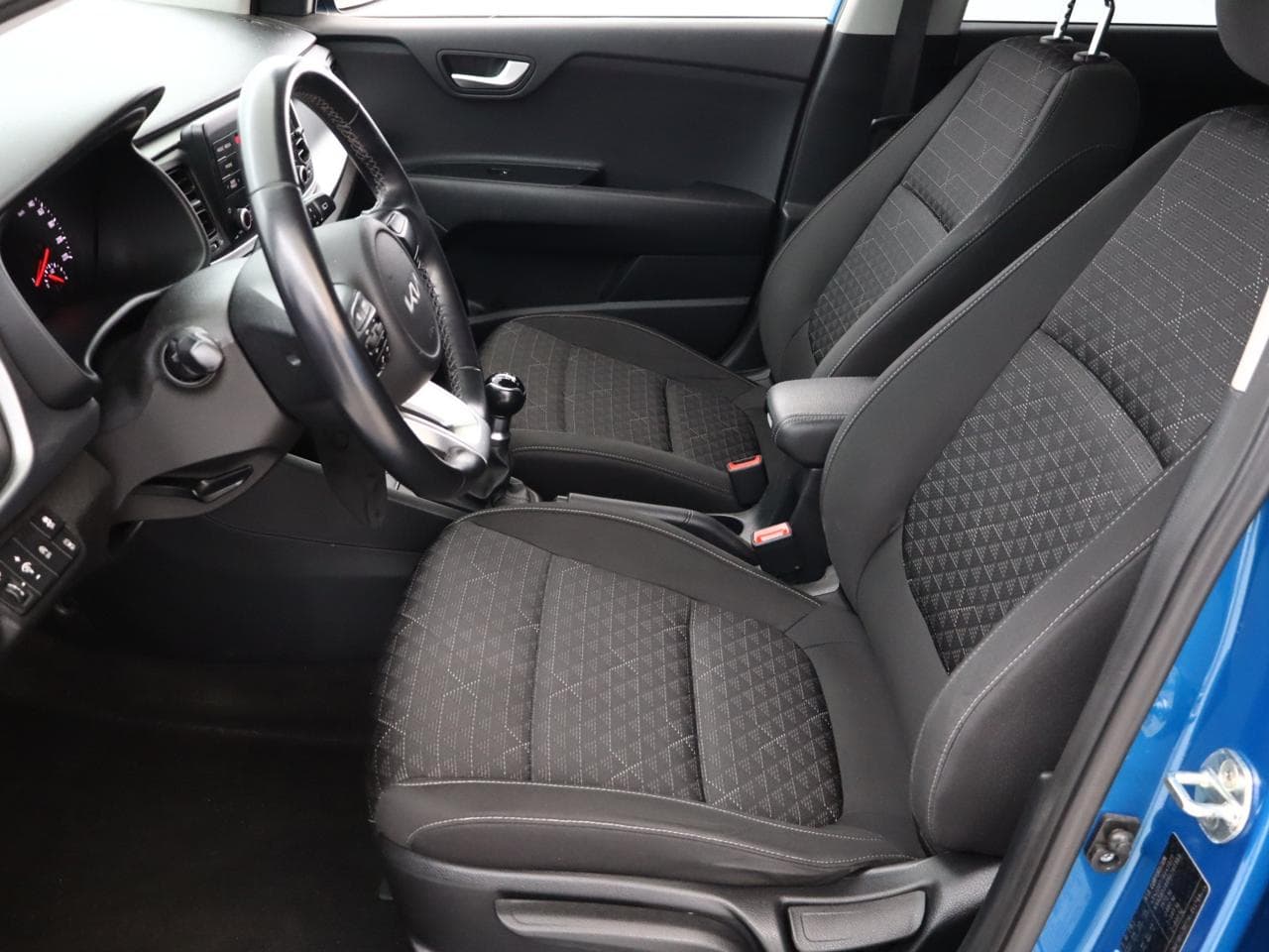 2023 Kia RIO - 14