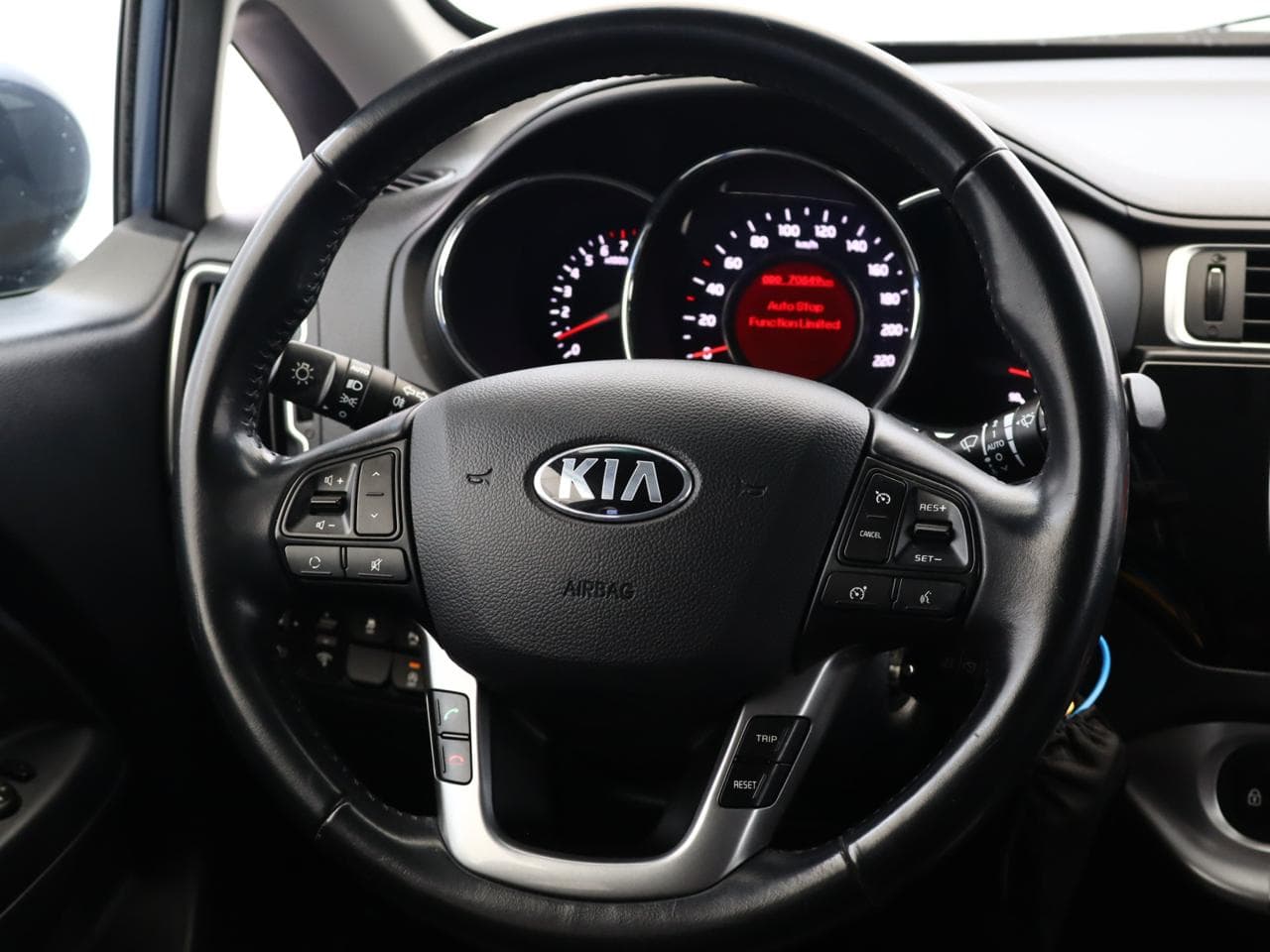 2016 Kia RIO - 17
